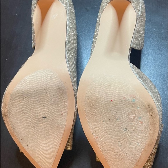 Betsey Johnson Gold Glitter Heels with Bow Women’s 8 - Picture 5 of 10